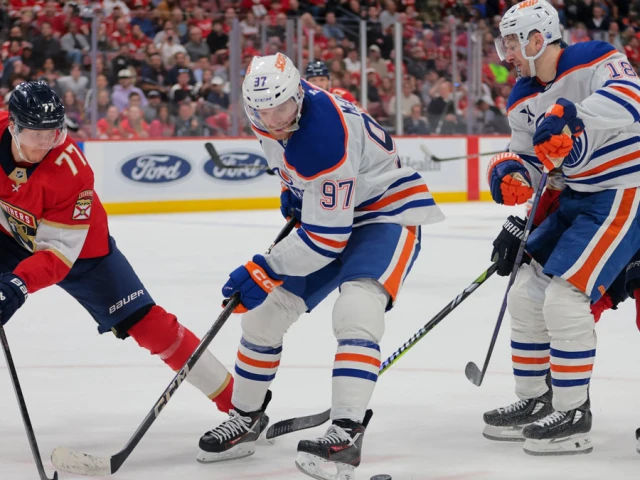 Who is the Stanley Cup Final rematch betting favorite between Panthers, Oilers?