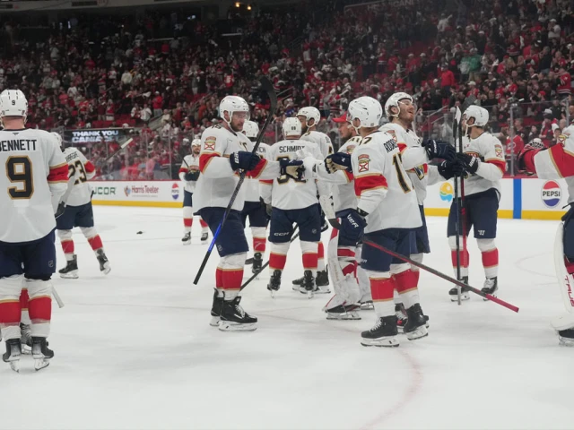 Panthers powerful Matthew, Johnny Gaudreau gesture before Stanley Cup Finals