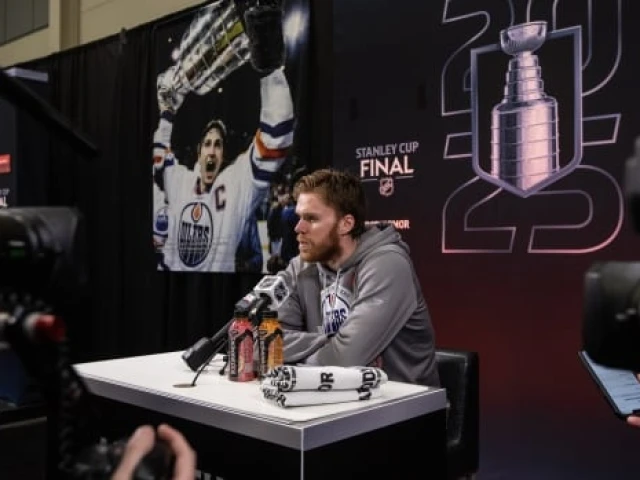 Edmonton Oilers score first in Stanley Cup rematch against Florida Panthers