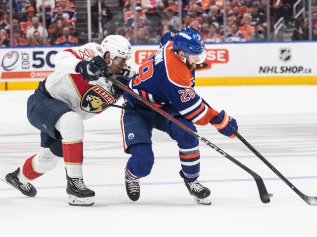 Panthers lose tight Game 1 after critical mistake