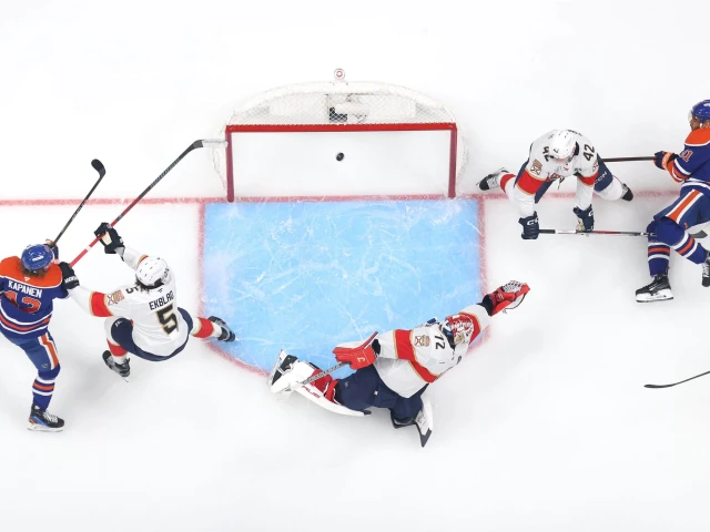 Blown save: Panthers' 3-year run as NHL's best closers comes to an end in Game 1