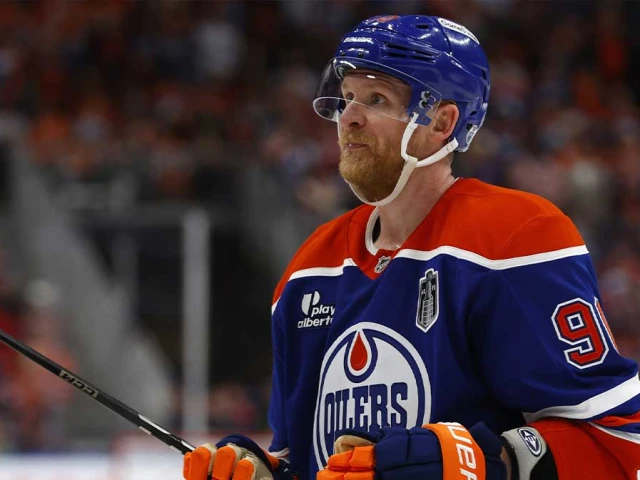 Oilers’ Corey Perry shrugs off 2OT loss to Panthers in Game 2