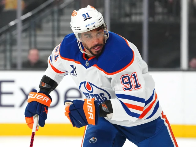 ‘They seem to get away with it more than we do’: Oilers’ Evander Kane reacts to Game 3 penalty parade