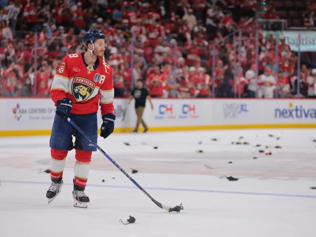 ‘There’s a bigger picture’: Matthew Tkachuk responds to chaotic end to Game 3 between Oilers and Panthers