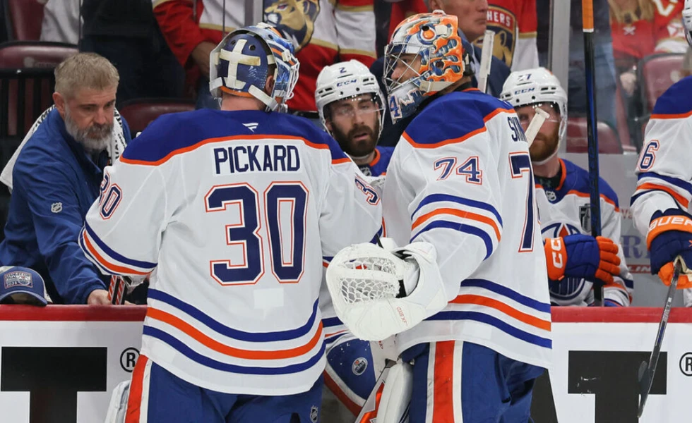 Knoblauch defends Skinner, noncommittal on Oilers' Game 4 starter