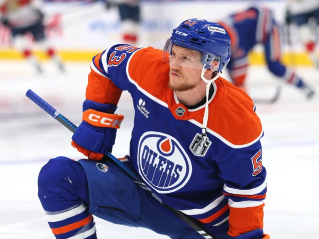 Skinner, Stecher entering Oilers' lineup for Game 4
