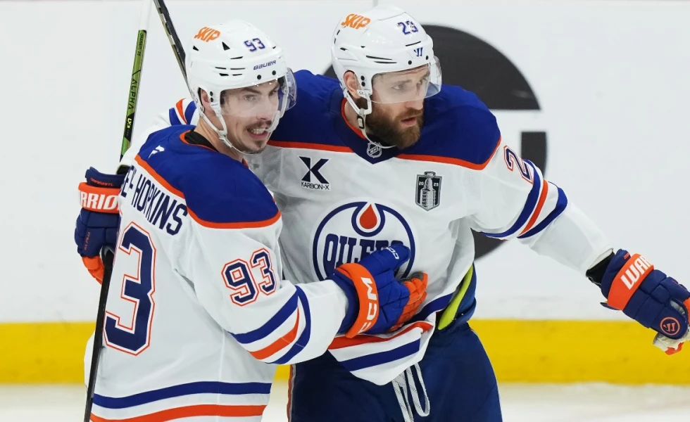 Oilers rally for overtime win over Panthers, tie Stanley Cup Final at 2-2