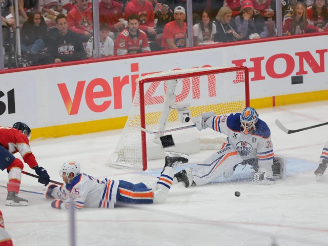Calvin Pickard starts for Oilers in Game 5 against Panthers as Kane starts on fourth line