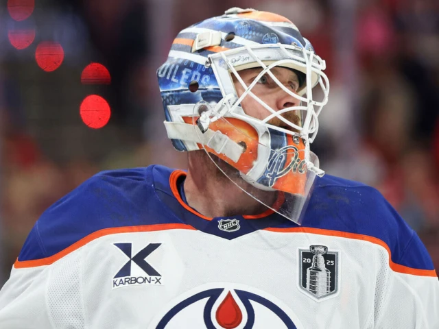 Oilers rolling with Calvin Pickard in Game 5