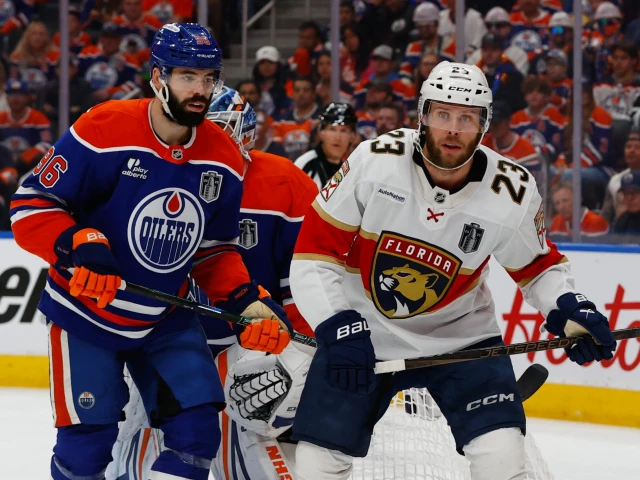 Panthers’ Carter Verghaghe stays on ice during morning skate, throwing off Oilers’ routine