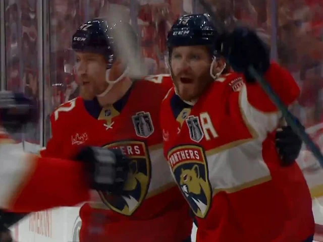 Panthers’ Tkachuk finds back of net with sweet wrister