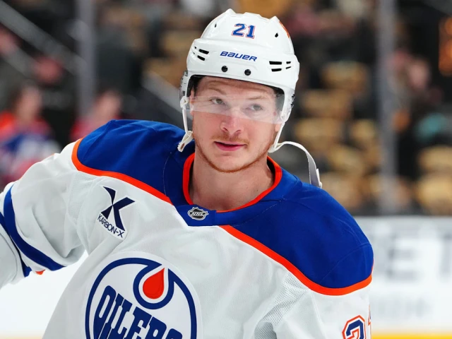 Oilers rumors: Edmonton will re-sign Trent Frederic to 8-year deal