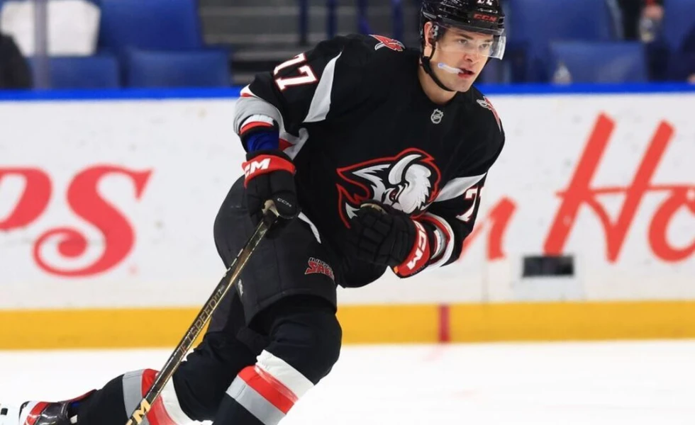 Report: Rangers, Lightning among teams pursuing Peterka