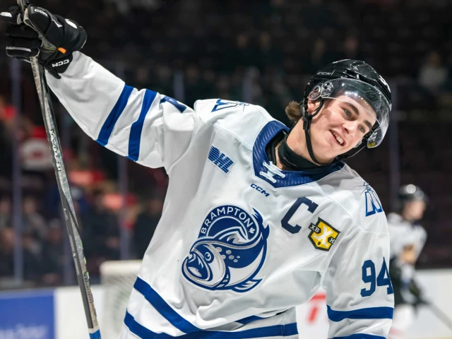 Flyers select Porter Martone No. 6 overall in 2025 NHL Draft