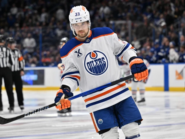 Oilers trade Viktor Arvidsson to Bruins