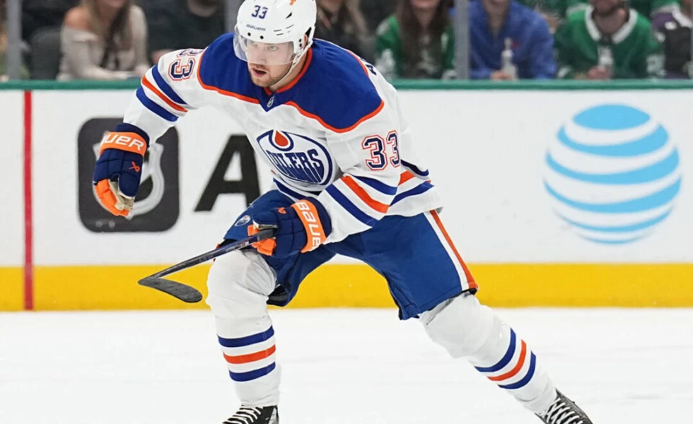 Report: Oilers trade Arvidsson to Bruins