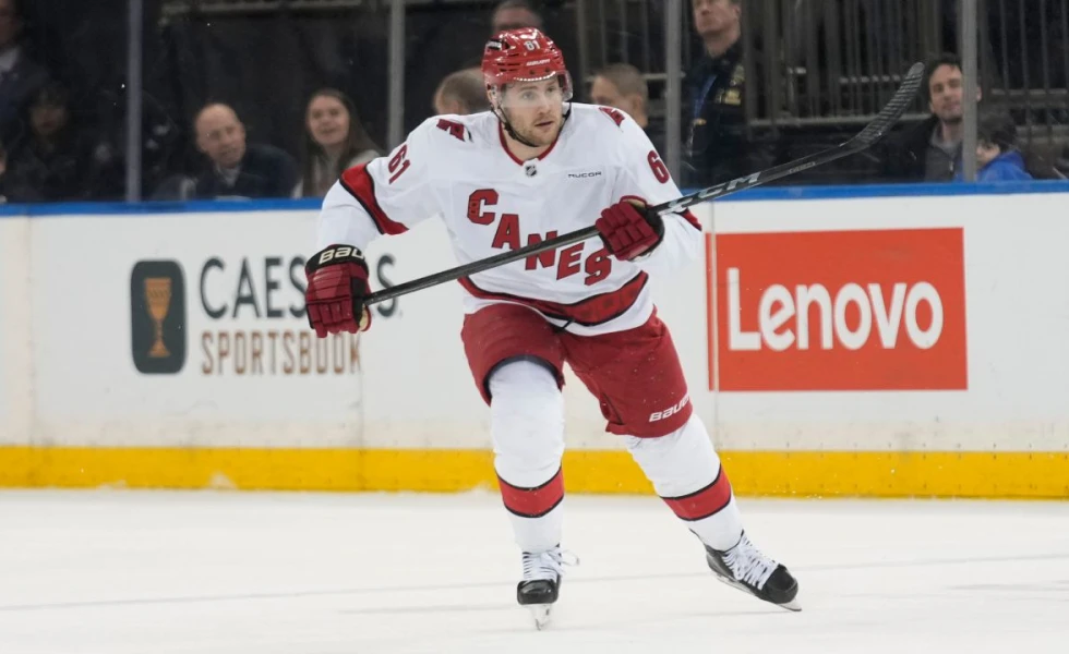 Oilers sign defenceman Riley Stillman