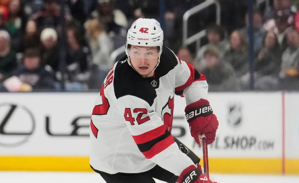 Oilers sign Curtis Lazar to one-year, $775K contract
