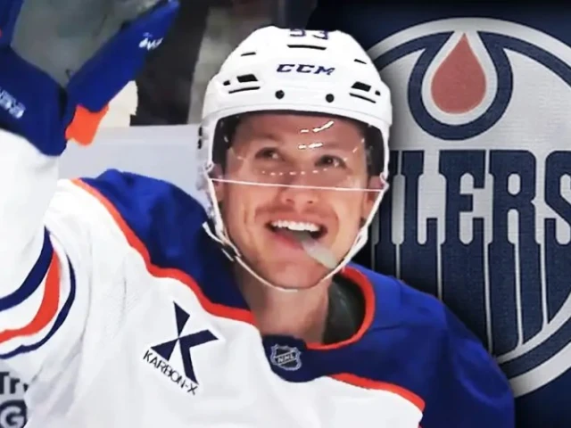 Jeff Skinner Remains Unsigned—Has Ship Sailed with Oilers?