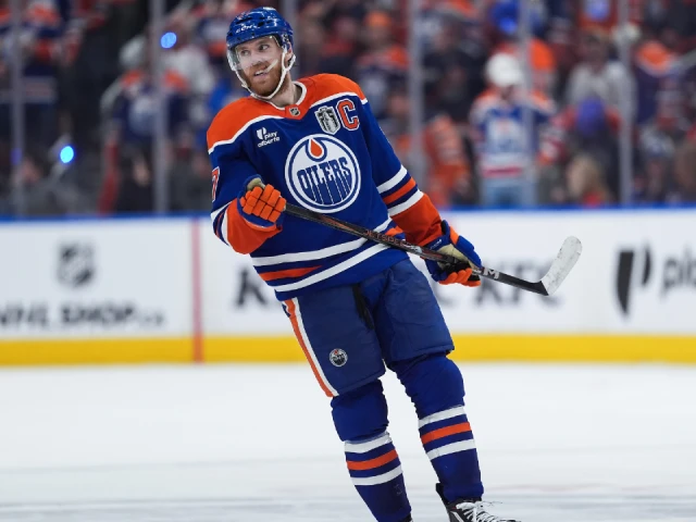 What would the term of a McDavid extension with the Oilers look like?