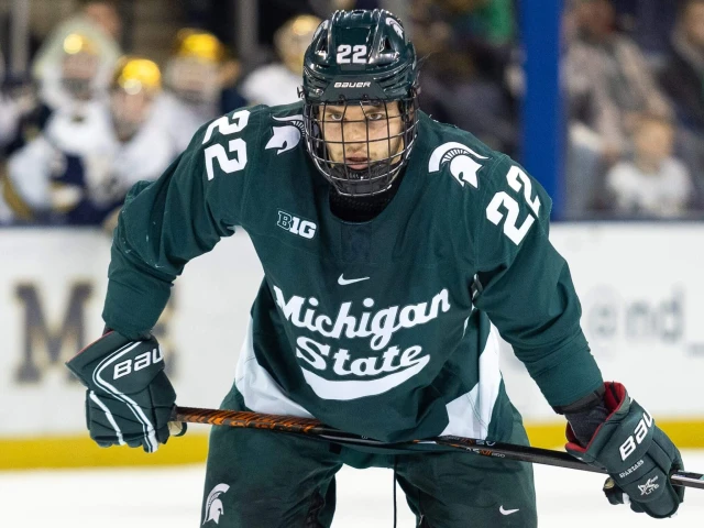 Oilers trade for Hobey Baker winner Isaac Howard, send Sam O'Reilly to Lightning