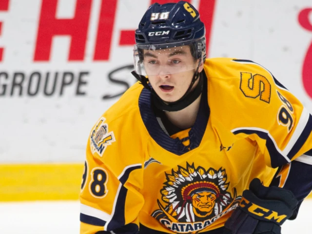 Senators sign Xavier Bourgault to one-year contract