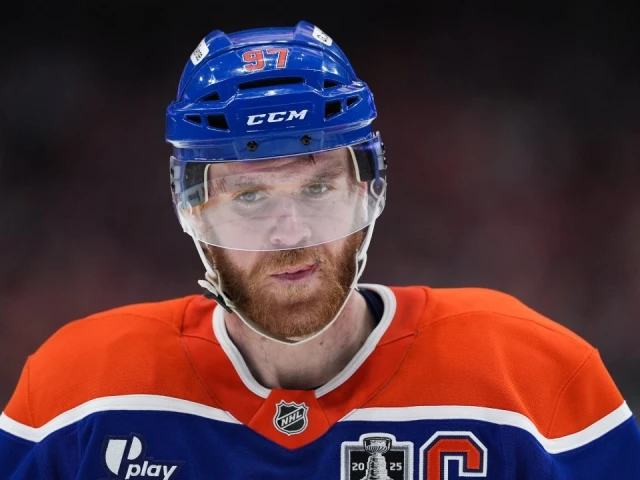 McDavid talks timing of contract negotiations: ‘All options on the table’