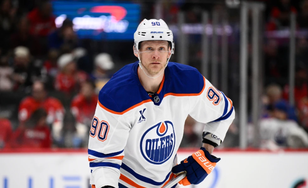 Kings’ Corey Perry injured during pre-season skate