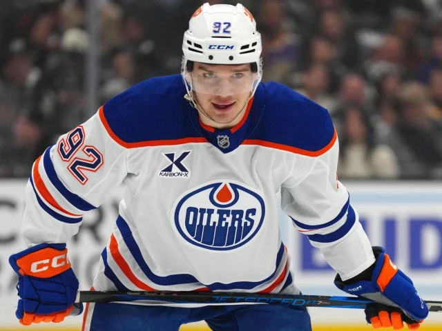 Edmonton Oilers sign Vasily Podkolzin to three-year contract
