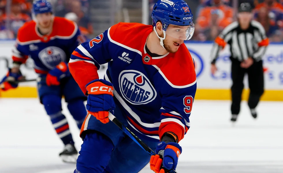Oilers sign Vasily Podkolzin to three-year contract extension