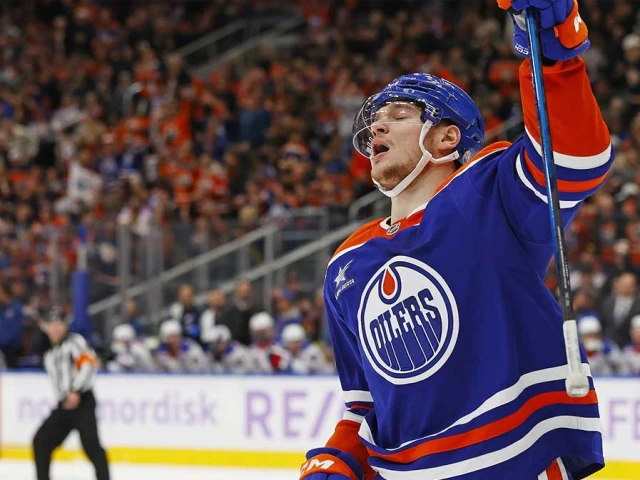 Oilers hand out 3-year contract extension to former top-10 pick