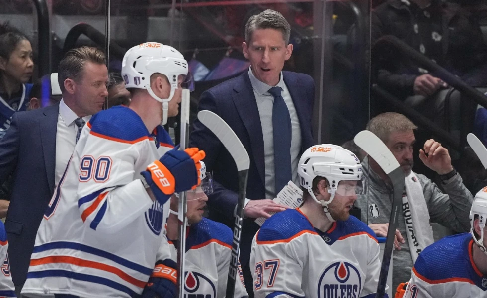 Oilers to sign head coach Kris Knoblauch to extension