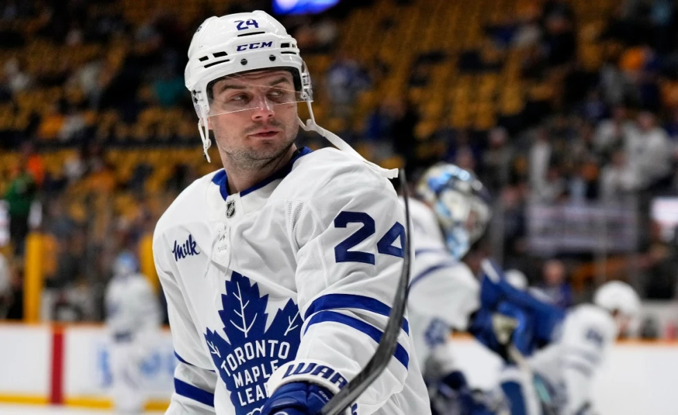 Maple Leafs’ Scott Laughton week-to-week with lower-body injury