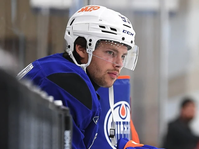Oilers Prospect Update: Ike Howard and Matt Savoie survive roster cuts, Tommy Lafrenière scores first goal