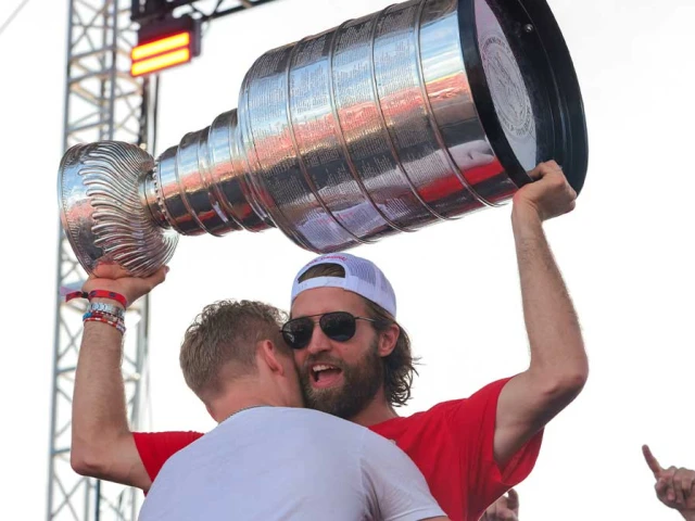 Panthers’ X-factor in 2025-26, and it’s not Sasha Barkov