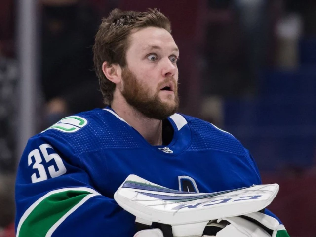 ‘Guys love it’: NHL players talk smelling salts amid moves to curb use