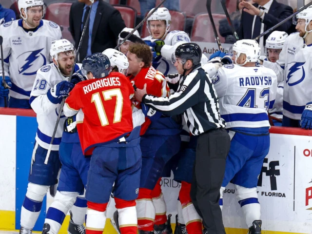 Panthers, Lightning combine for 4 ejections in 1st period of exhibition