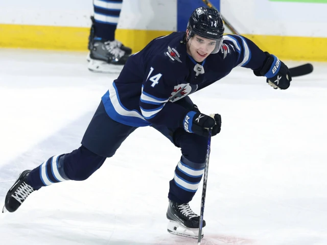 NHL waiver targets: The 8 biggest names available after final roster cuts