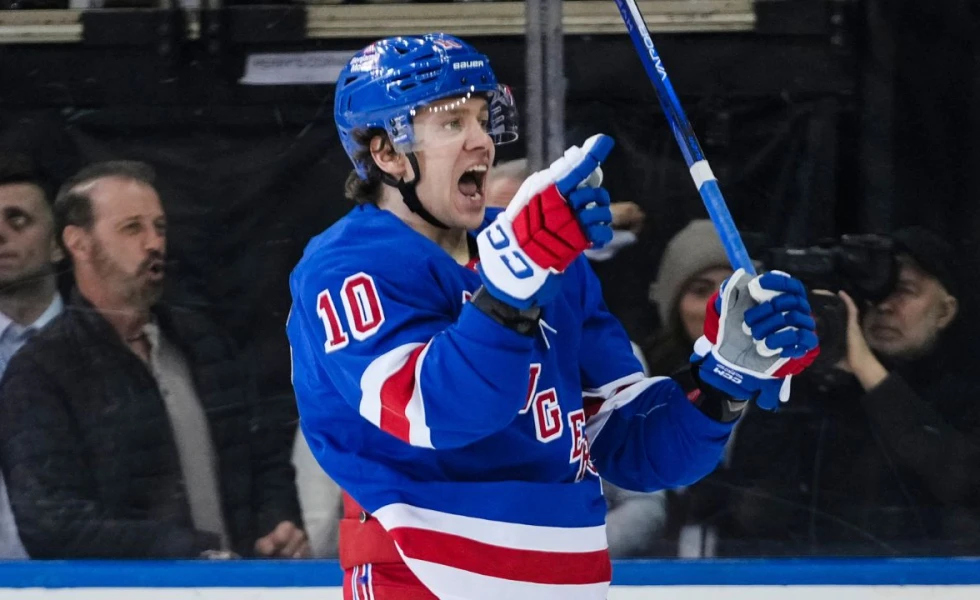 Rangers’ J.T. Miller, Artemi Panarin wear regular jerseys at practice