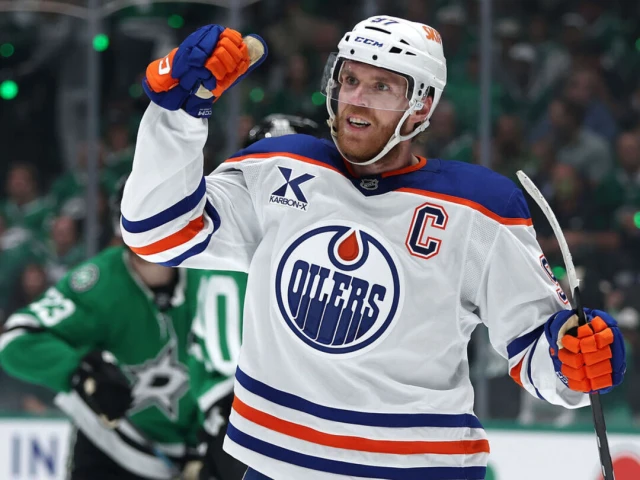 Oilers signing McDavid to extension