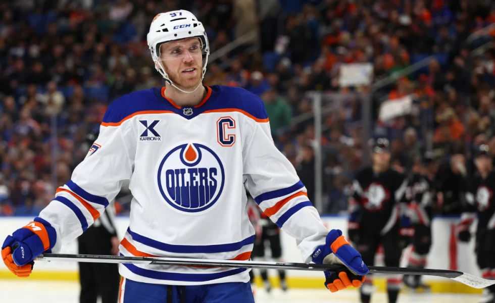 Connor McDavid signs two-year, $25 million contract extension with Oilers