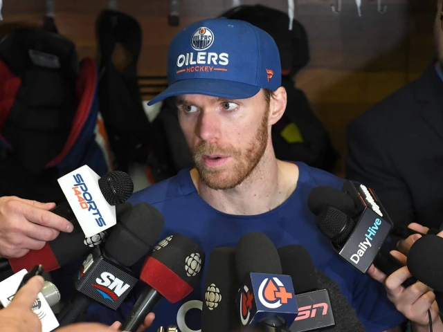 Connor McDavid says 2-year contract extension with Oilers 'gives us a chance to play this out'