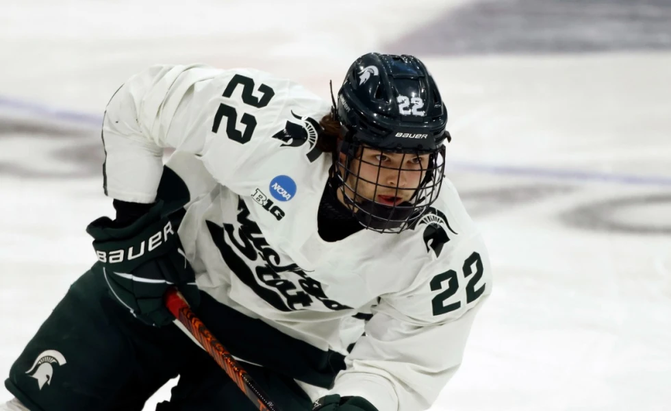 Oilers recall forward Ike Howard, loan James Hamblin to AHL