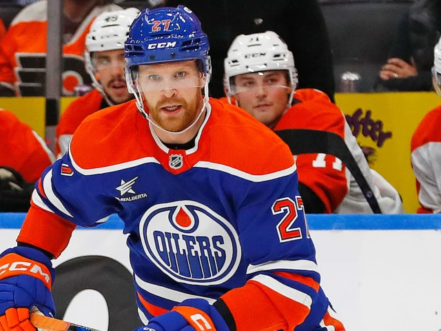 Edmonton Oilers talking contract extension with Brett Kulak: report