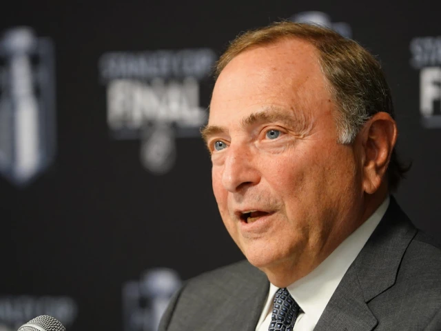 ‘It’s a testament to Connor’s commitment to Edmonton’: Gary Bettman discusses McDavid’s contract, rising salaries