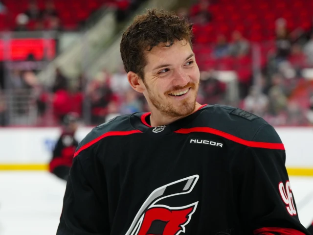 Where Roslovic could slot into Edmonton Oilers lineup