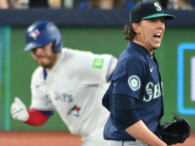 Vancouver's weird baseball conflict thrust into spotlight as Toronto Blue Jays will face Seattle Mariners in ALCS