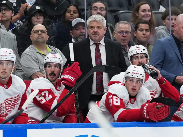 Todd McLellan’s harsh admission despite 2nd straight Red Wings win vs. Leafs