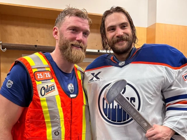 Edmonton Oilers reveal new blue collar-themed postgame awards