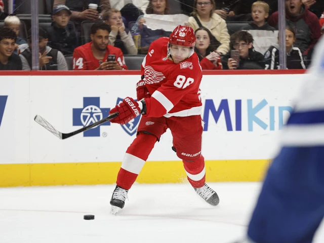 Red Wings’ Patrick Kane, Lucas Raymond won’t play vs. Oilers after injury scare